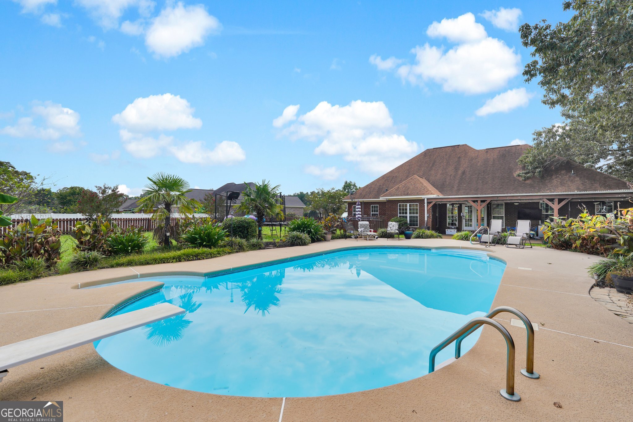 Statesboro, Georgia 30461, United States, 5 Bedrooms Bedrooms, ,3 BathroomsBathrooms,Residential,Active,210970