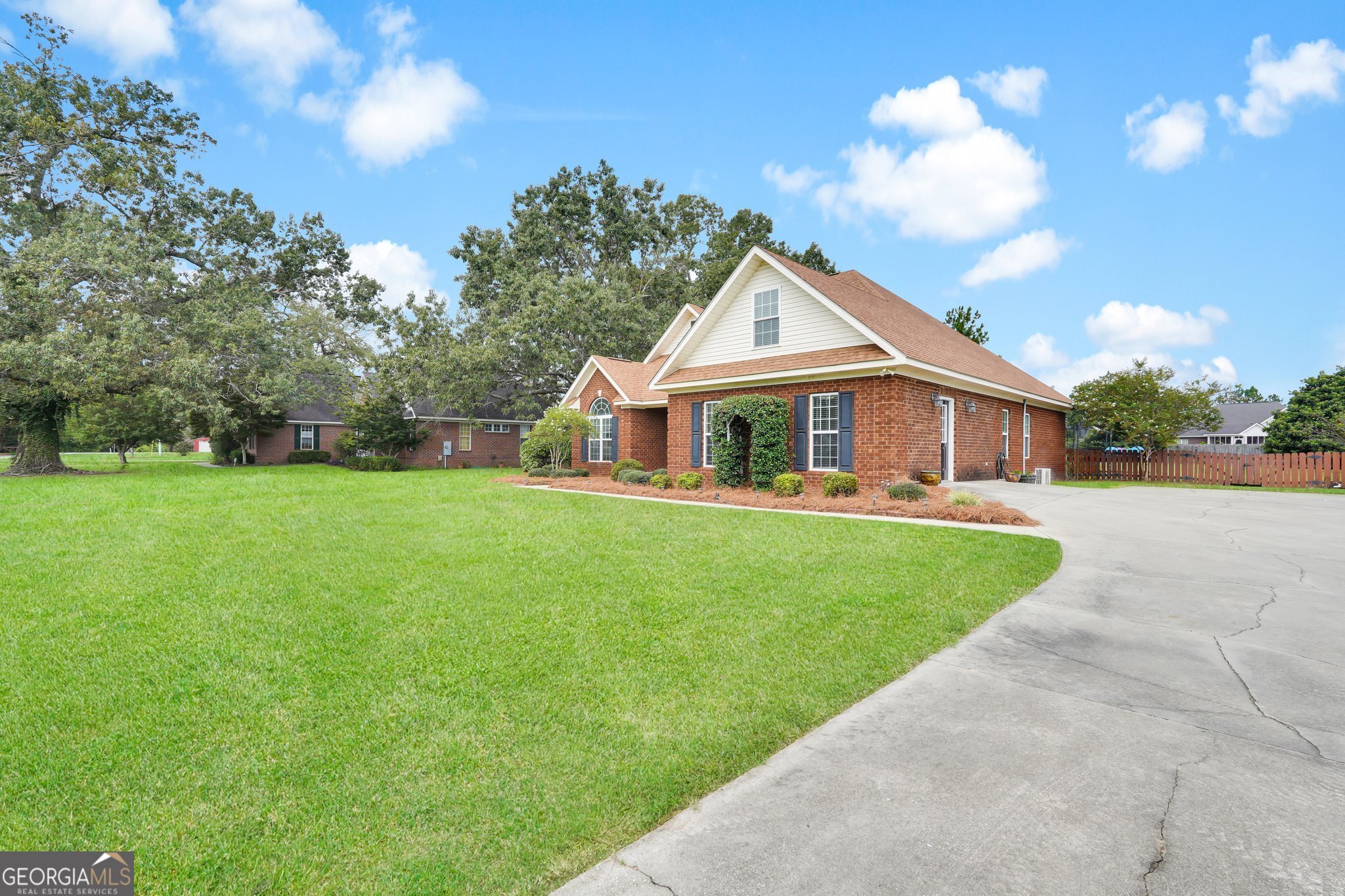 Statesboro, Georgia 30461, United States, 5 Bedrooms Bedrooms, ,3 BathroomsBathrooms,Residential,Active,210970