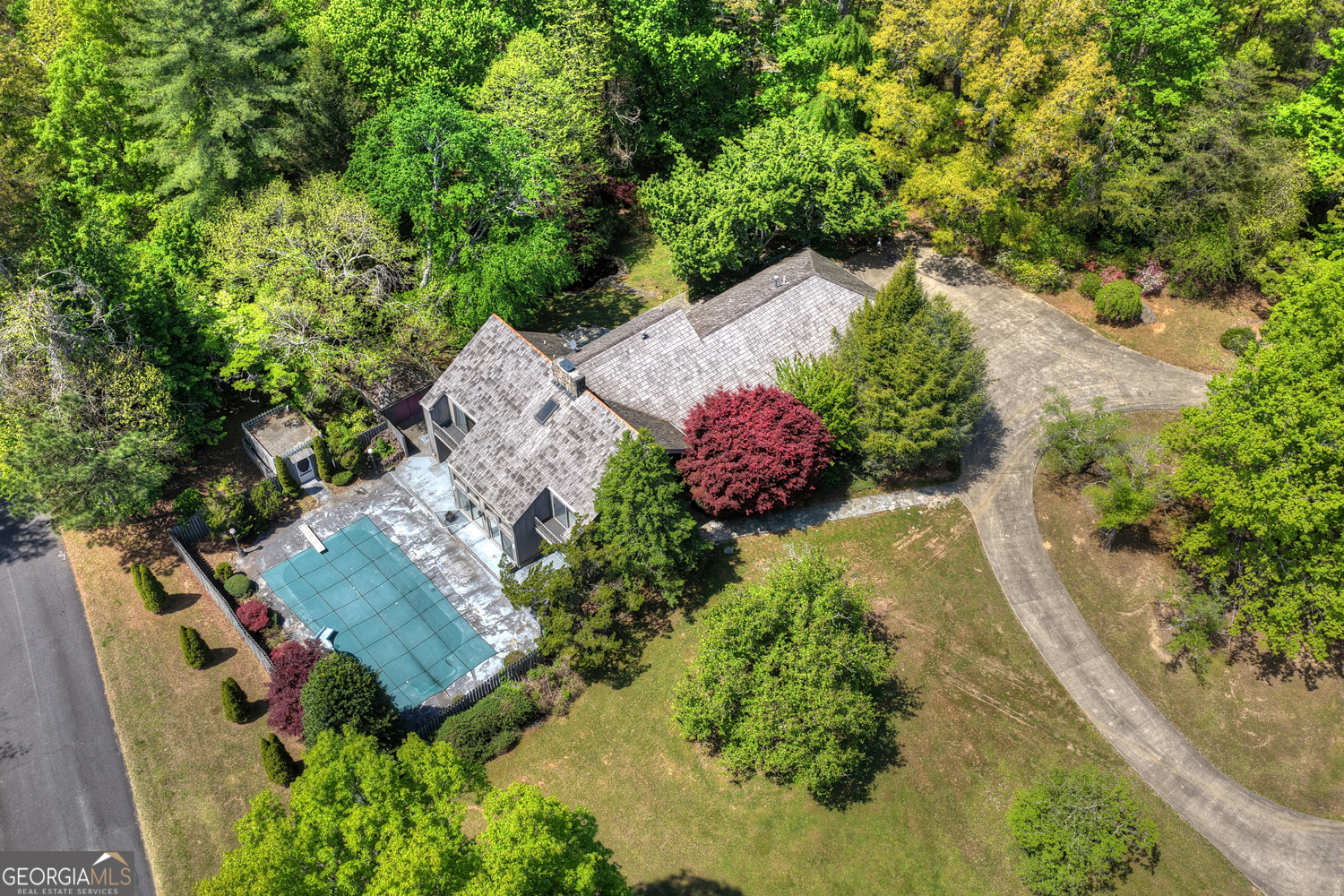 196 Westwoods DR