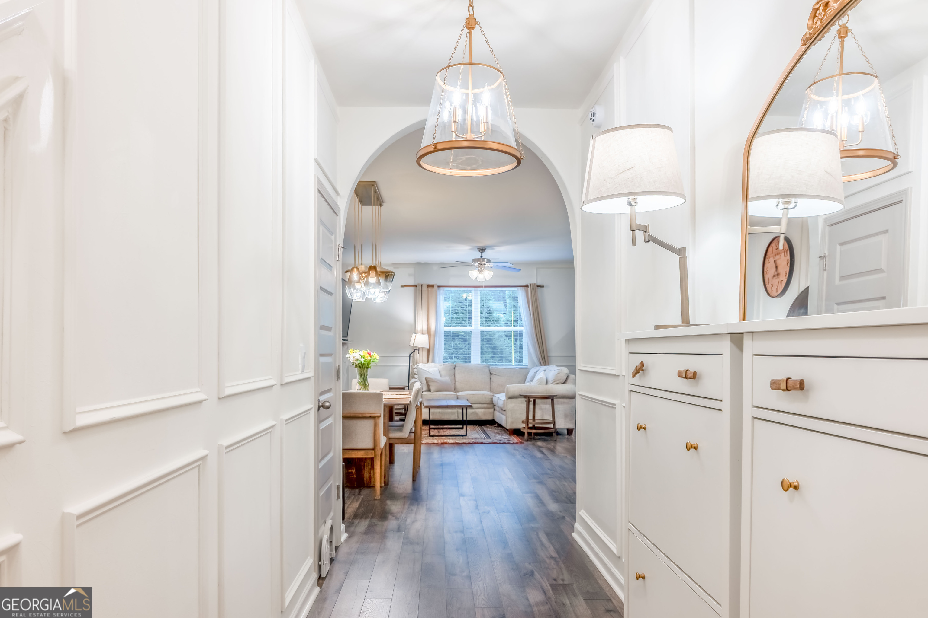 142 Hampton CIR