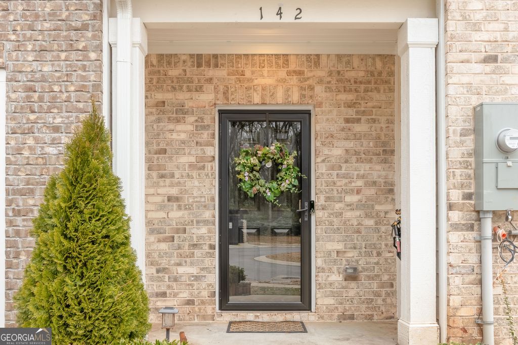 Photo of 142 Hampton Circle, McDonough, GA 30253 (MLS # 10766291)