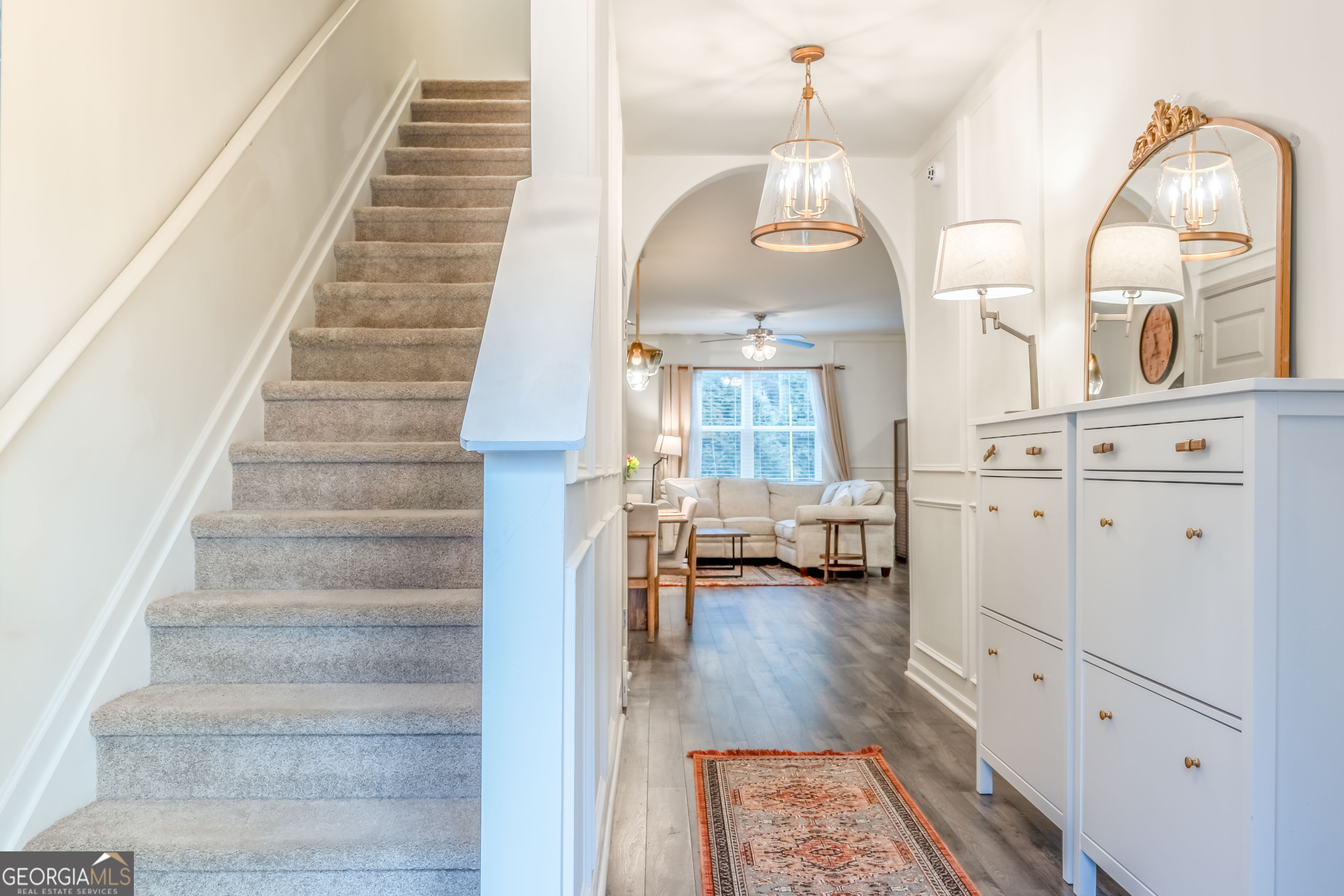 142 Hampton CIR