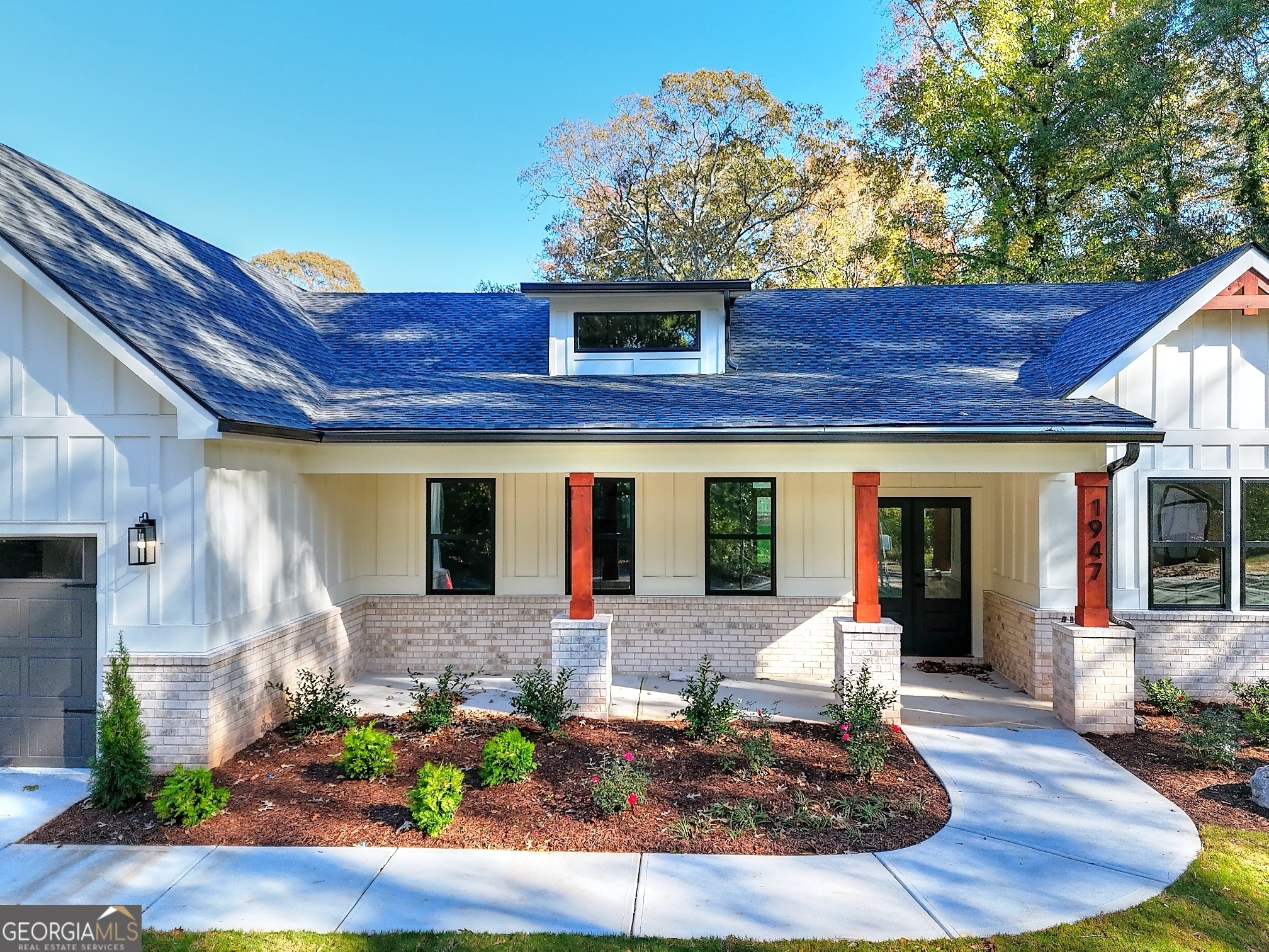 This beautiful ranch-style home is a hidden gem in the heart of Tucker! Featuring engineered hardwood flooring, a welcoming front porch, and an open floor plan that's perfect for modern living. Enjoy cooking in the stylish kitchen with quartz countertops and 7-foot doors that add a touch of luxury throughout. Step outside to your dream fenced backyard, ideal for relaxing or entertaining. With an abundance of natural light and just minutes away from shopping, highways, parks, and restaurants, this home has it all!