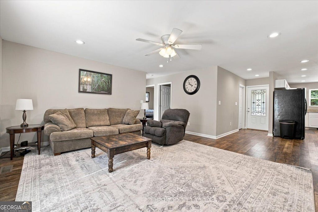 Photo of 8 Fernwood Way NE, Rome, GA 30161 (MLS # 10843181)