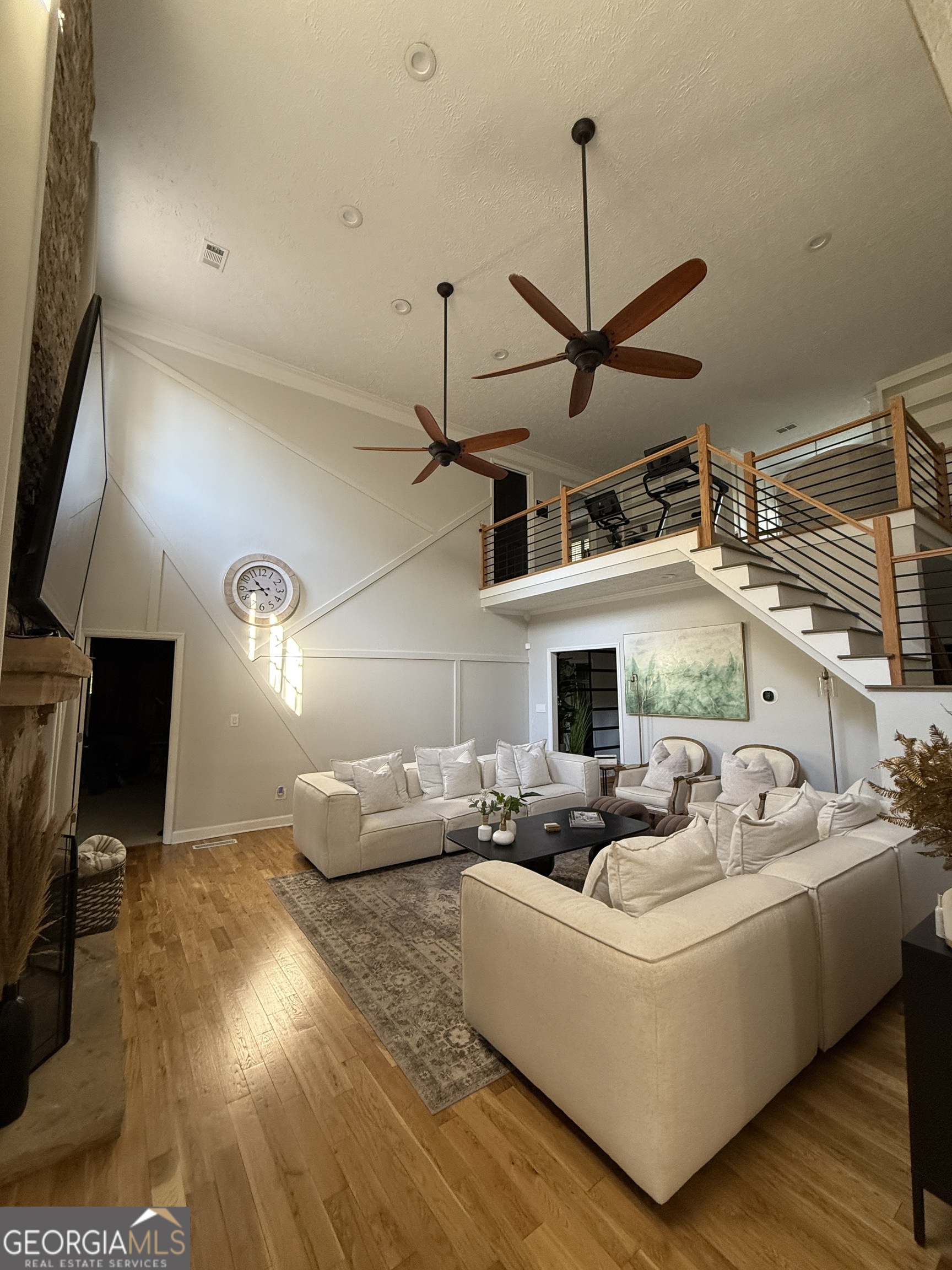 Beverly Manor - Residential