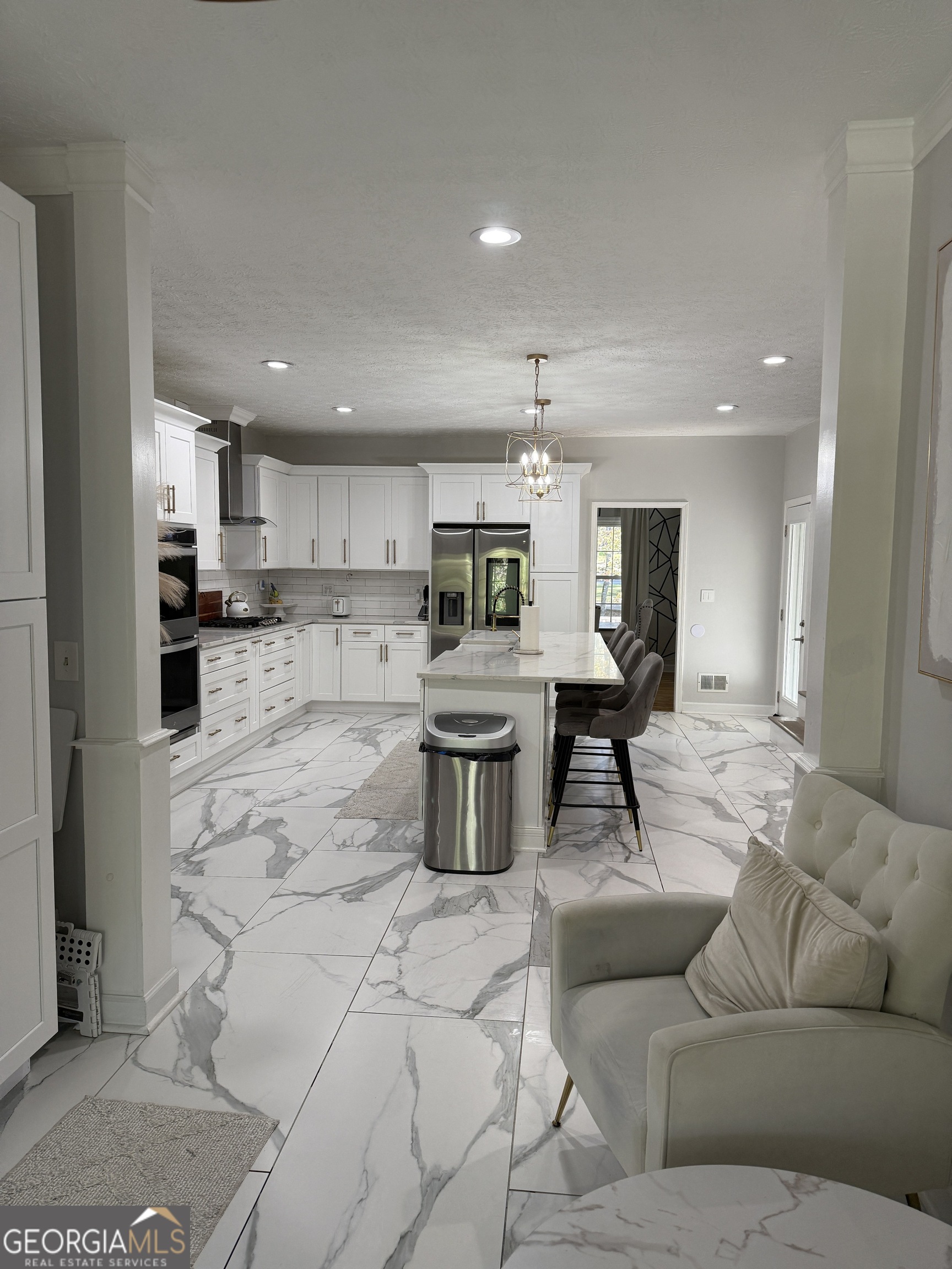 Beverly Manor - Residential