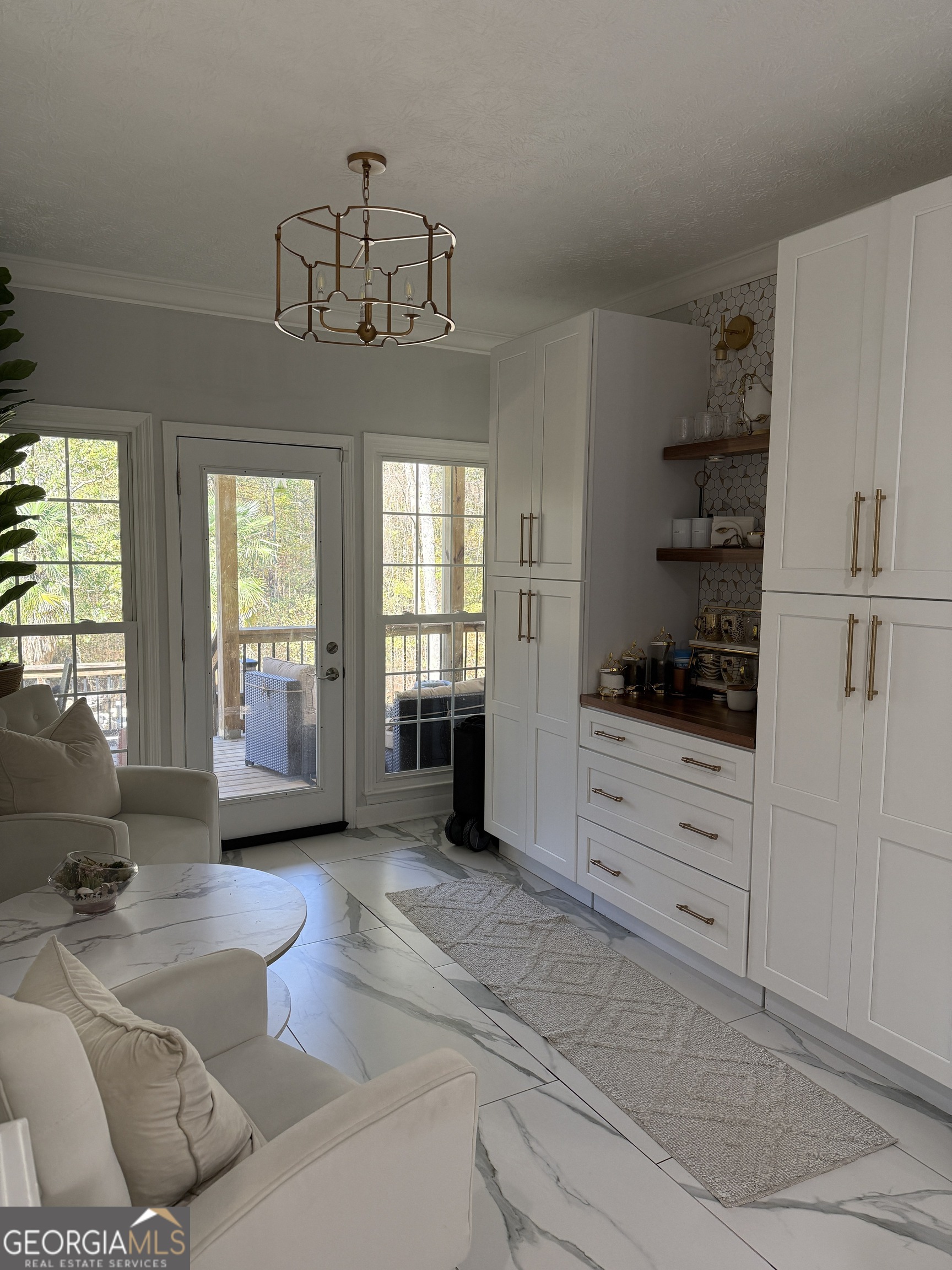 Beverly Manor - Residential