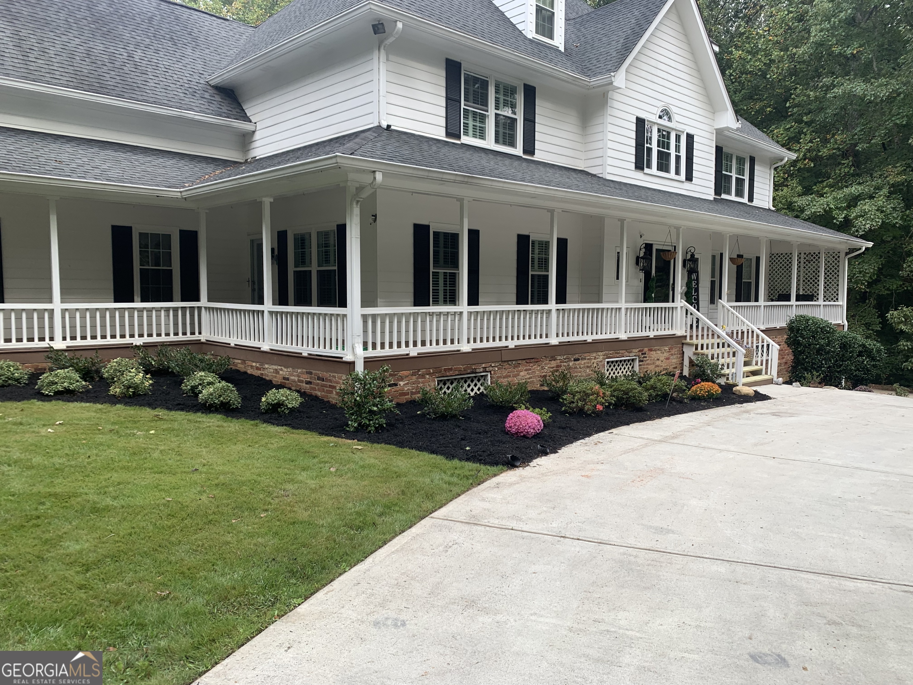 Beverly Manor - Residential