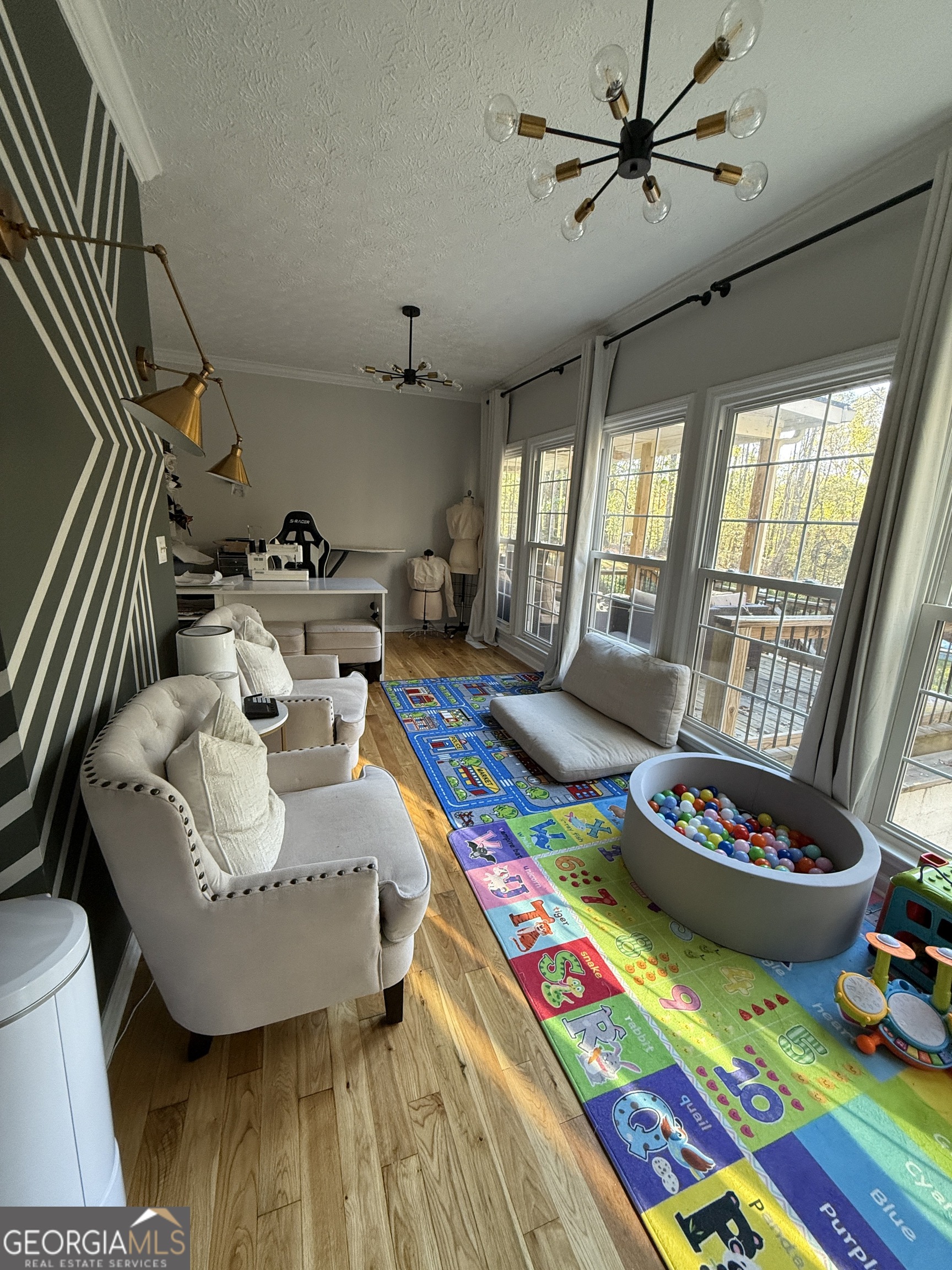 Beverly Manor - Residential