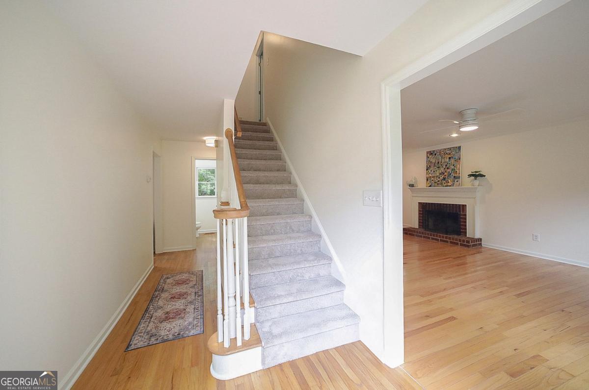 1111 Creekshore DR