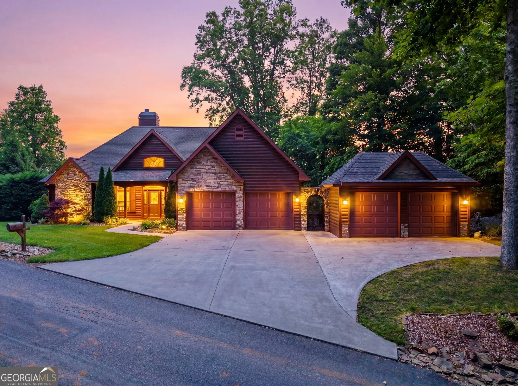 1748 Harris Ridge Road