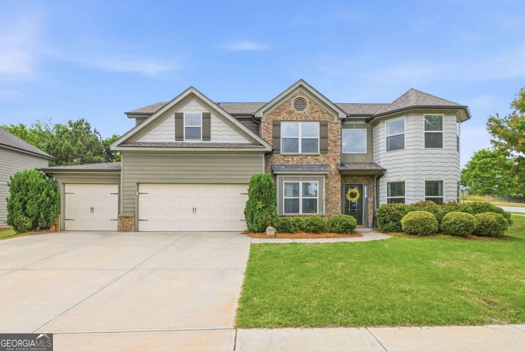 Photo of 5821 Park Point, Flowery Branch, GA 30542 (MLS # 10756894)