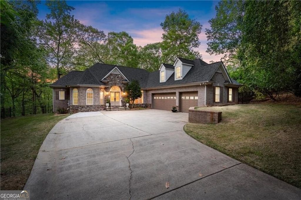 Photo of 9055 Old Keith Bridge Road, Gainesville, GA 30506 (MLS # 10738850)