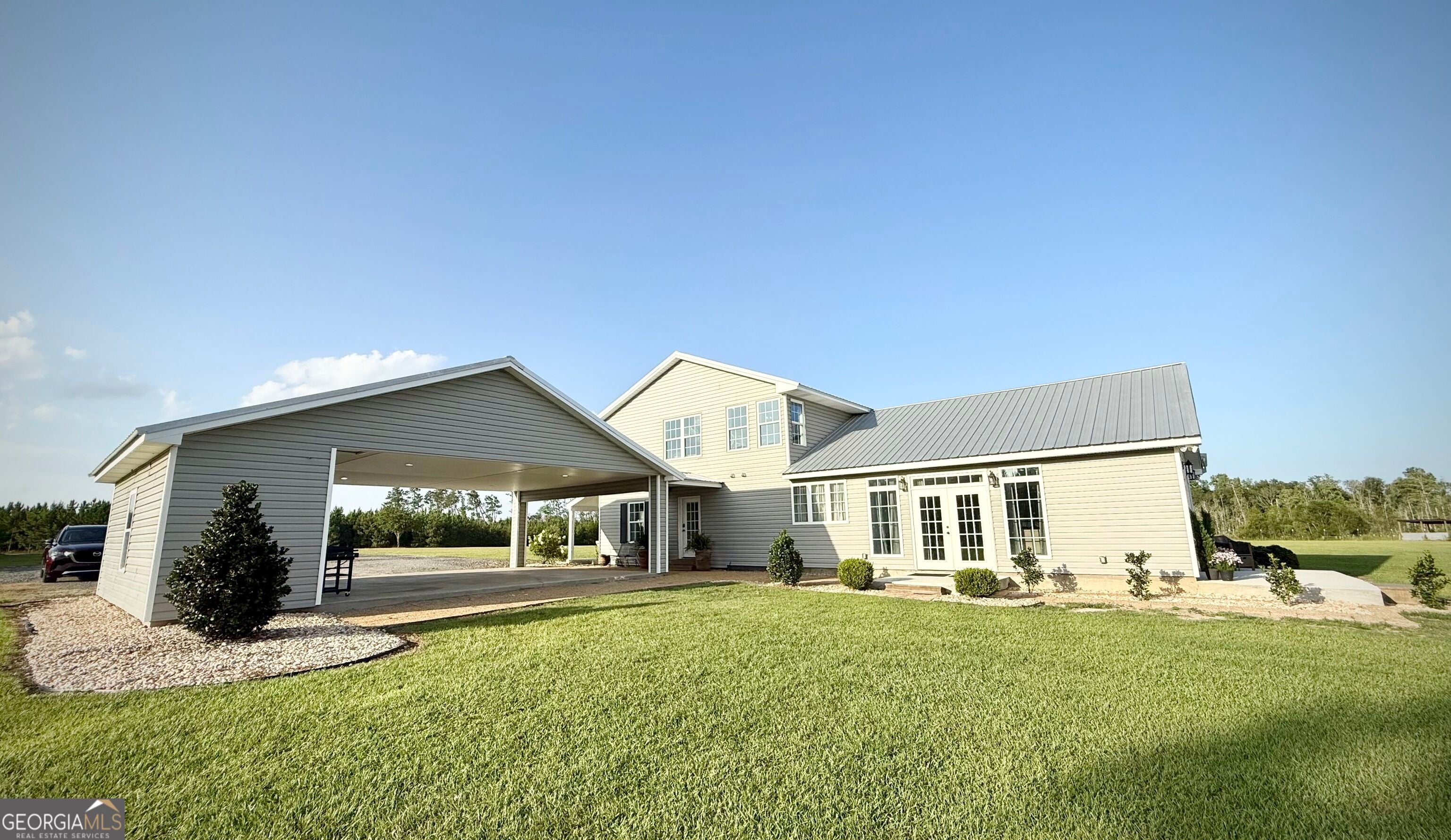 2495 Broxton HWY