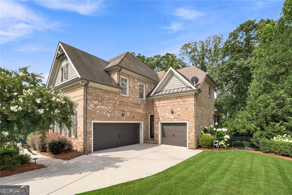 1903013941 Homes for Sale