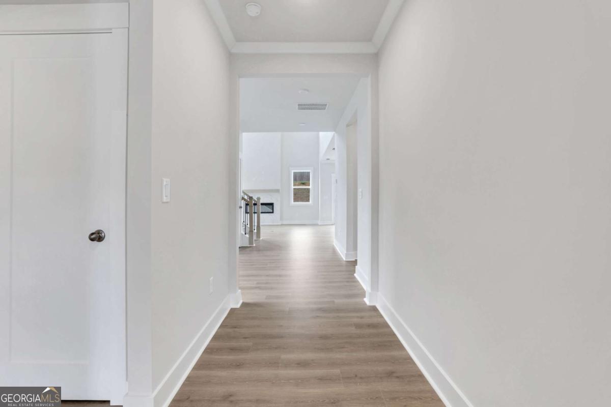 4152 Adler CIR 42