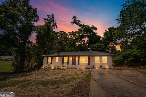 1545 Oakhill DR Griffin GA 30223