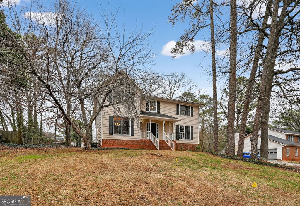 Photo of 703 Kingsgate Ridge, Stone Mountain, GA 30088 (MLS # 10680751)