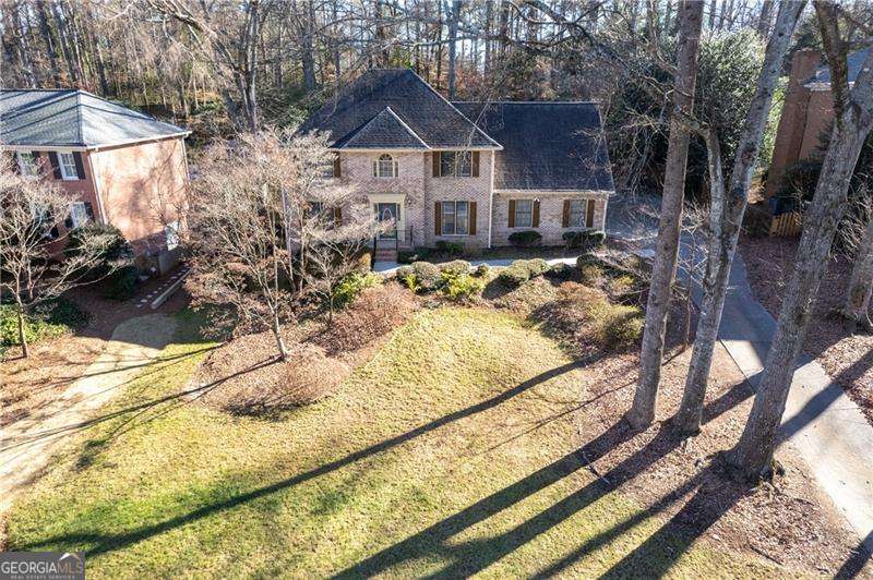 4116 River Cliff Chase SE