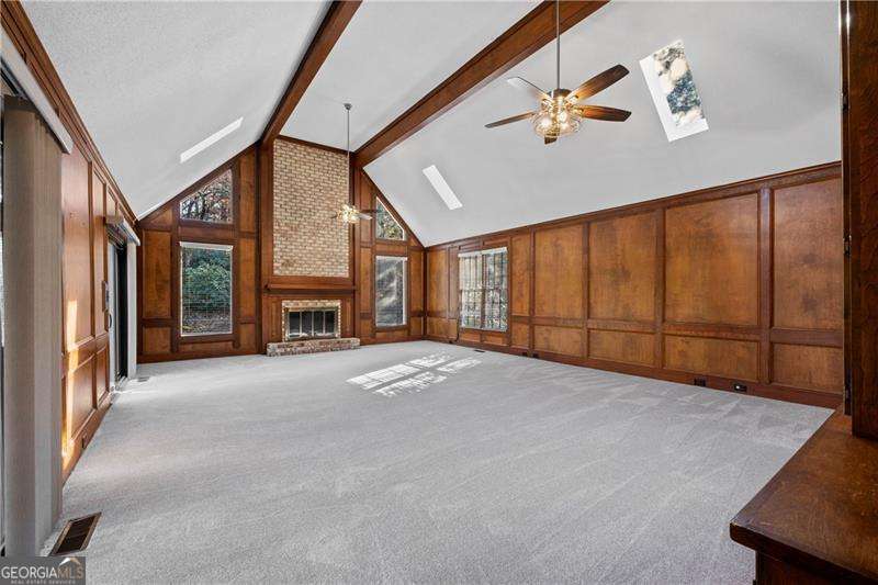 4116 River Cliff Chase SE