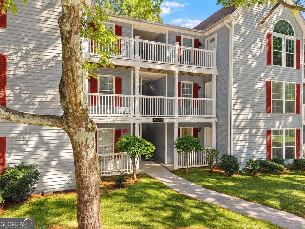 211 Cobblestone TRL