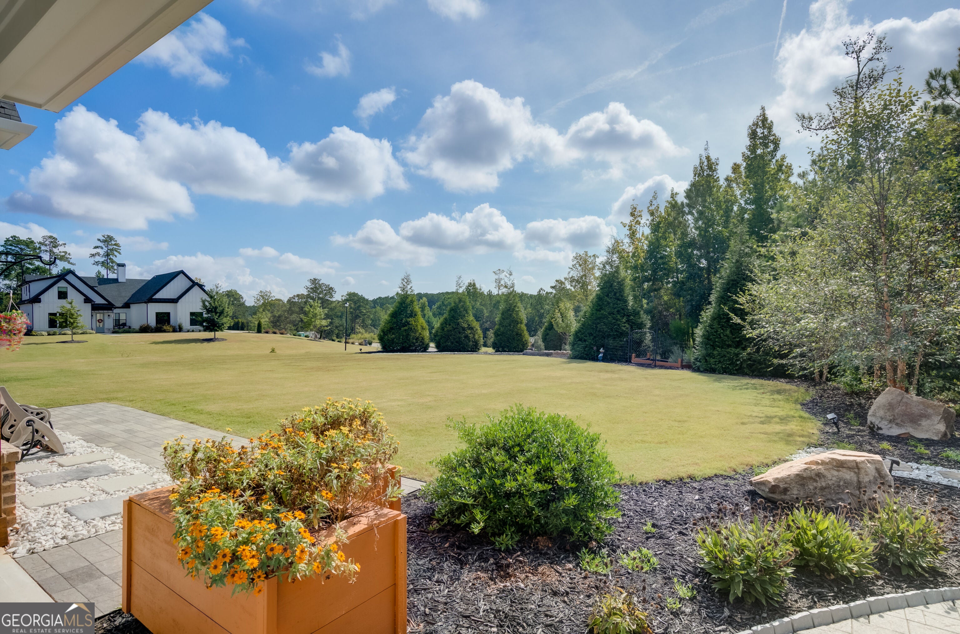 61 Forest Berry CT