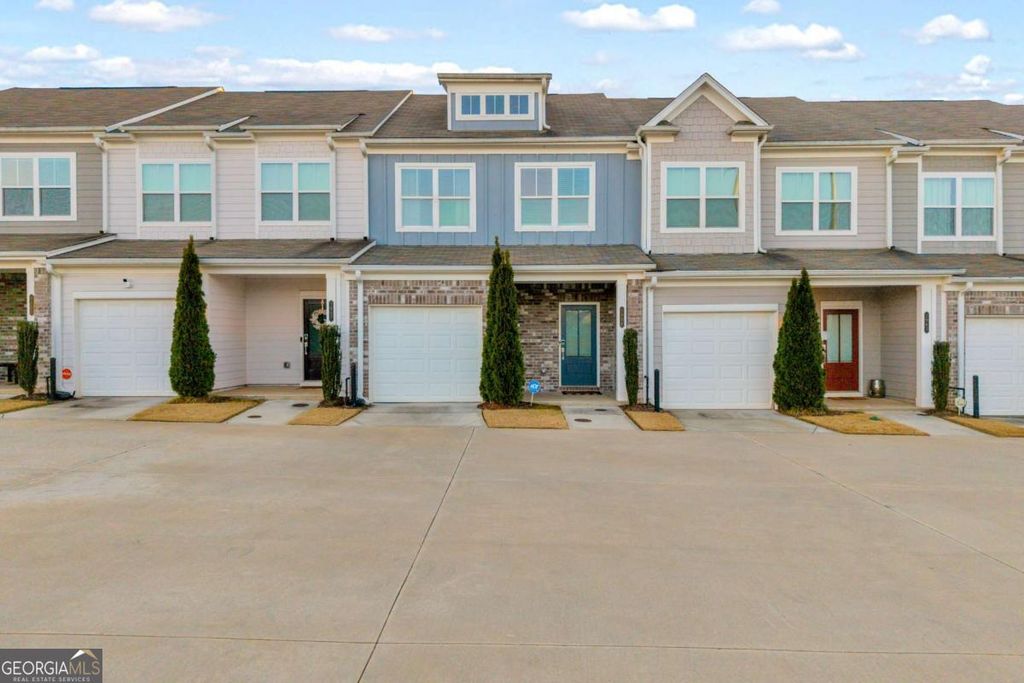 Photo of 1959 Hidden Heights NW, Atlanta, GA 30318 (MLS # 10680558)