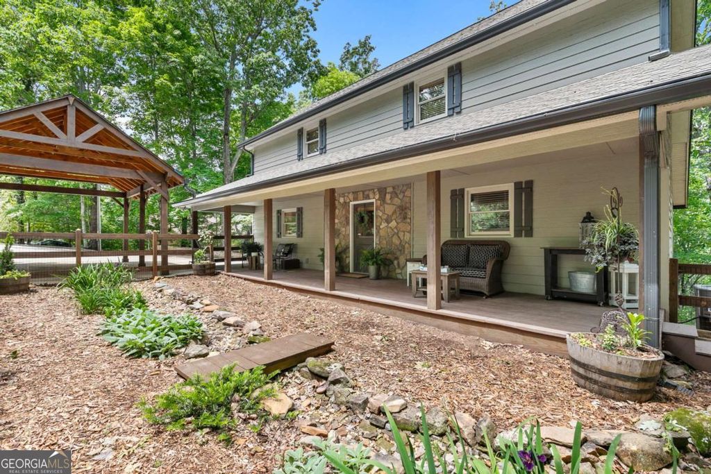 Photo of 223 Denny Ridge Road, Jasper, GA 30143 (MLS # 10669096)