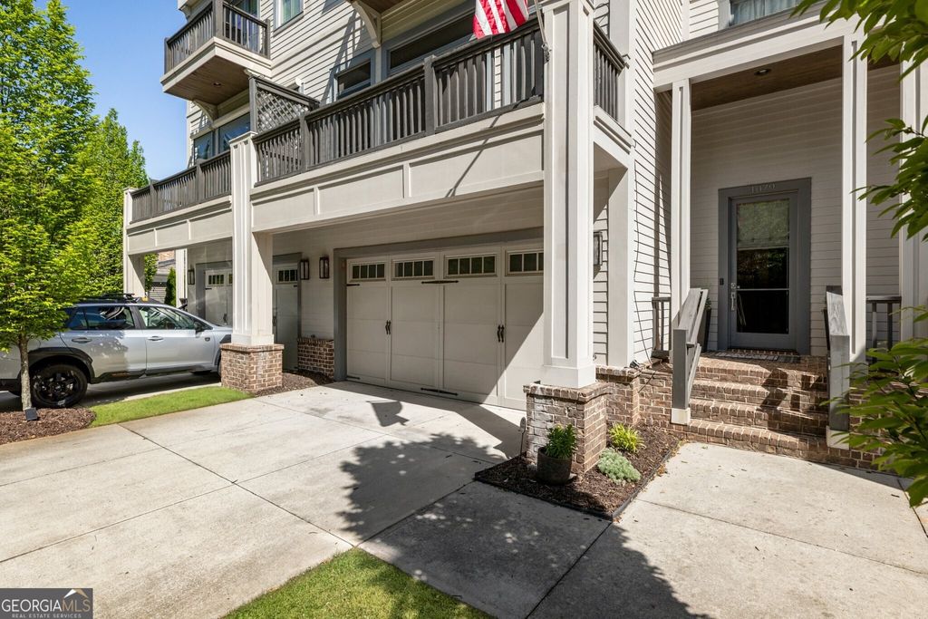 Photo of 1079 Canton Street, Roswell, GA 30075 (MLS # 10760911)