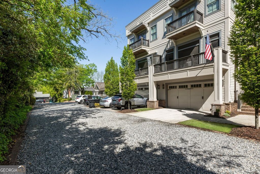 Photo of 1079 Canton Street, Roswell, GA 30075 (MLS # 10760911)