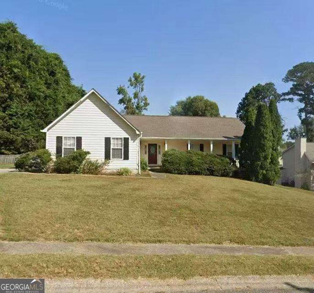 Photo of 115 Knight Way, Fayetteville, GA 30214 (MLS # 10767848)