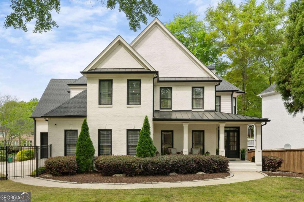 Photo of 1210 Pine Grove Avenue NE, Brookhaven, GA 30319 (MLS # 10728721)