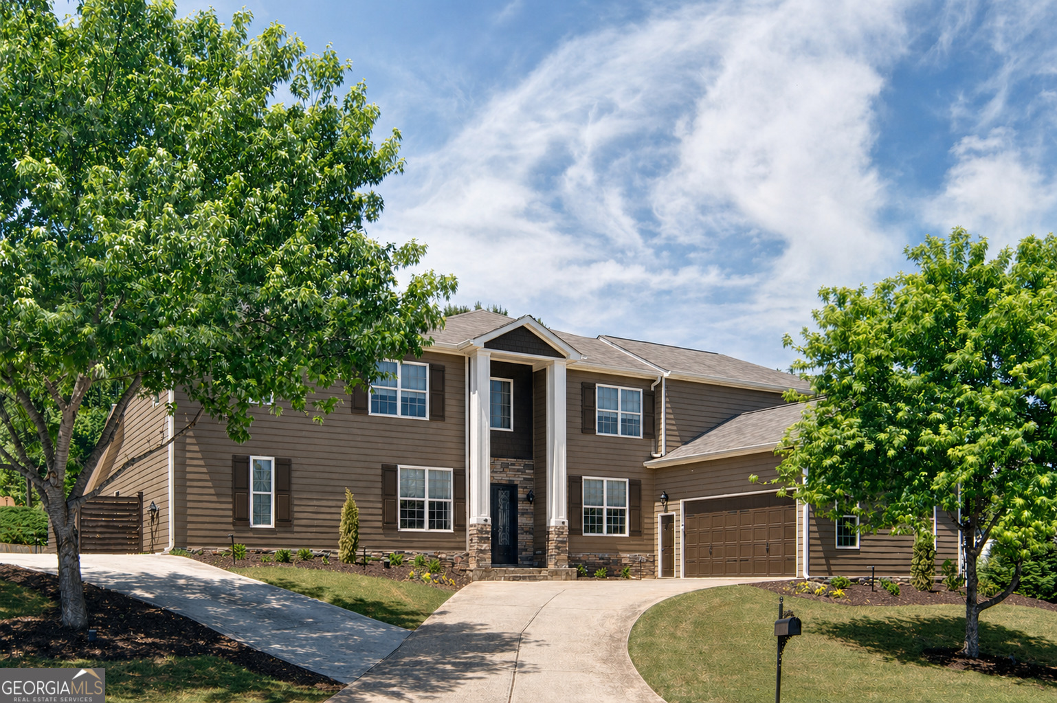 232 Waters Lake DR