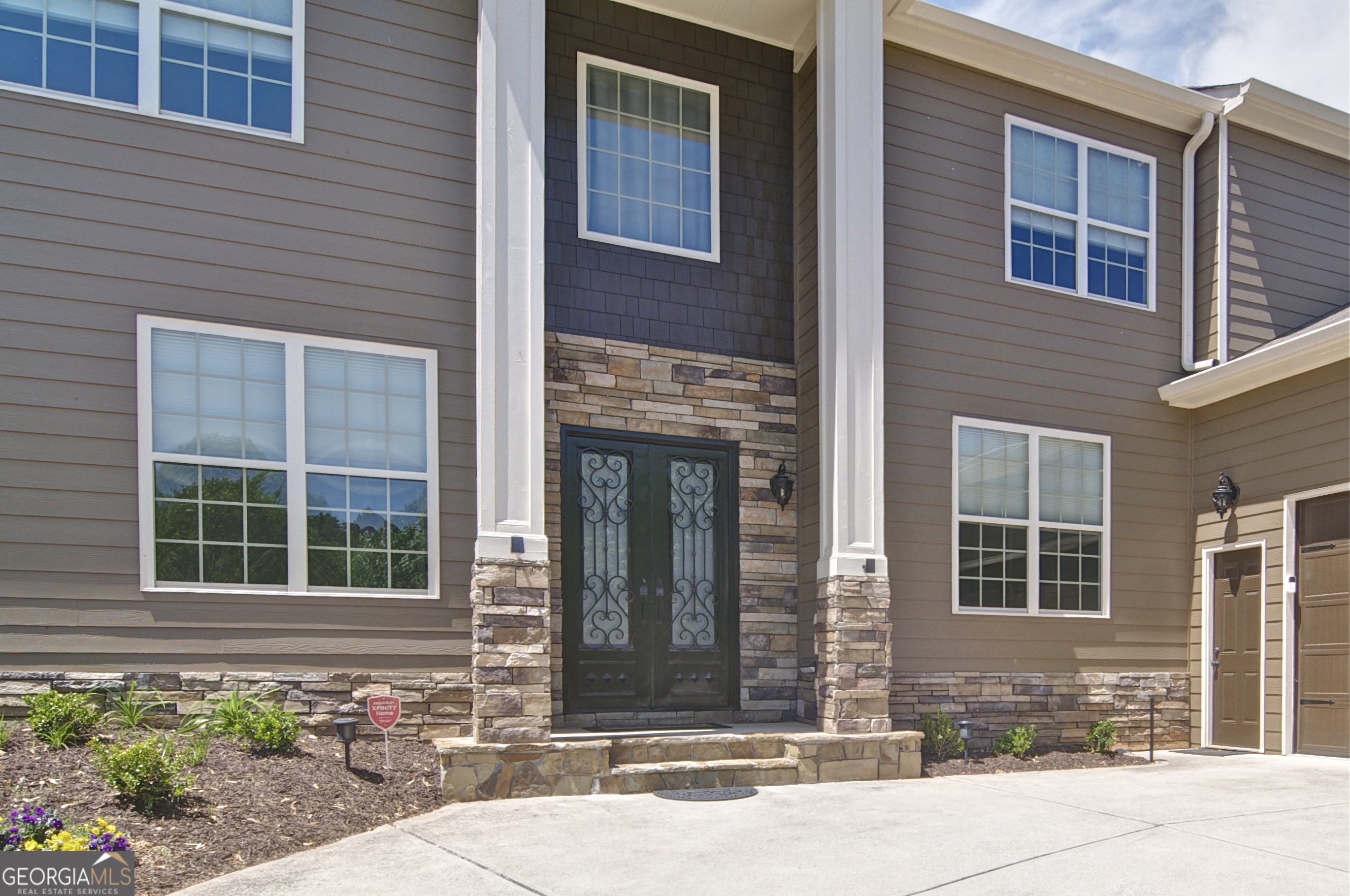 232 Waters Lake DR