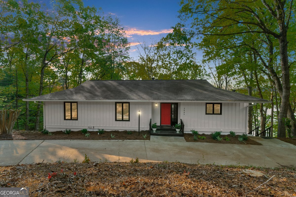 2945 Thompson Mill RD