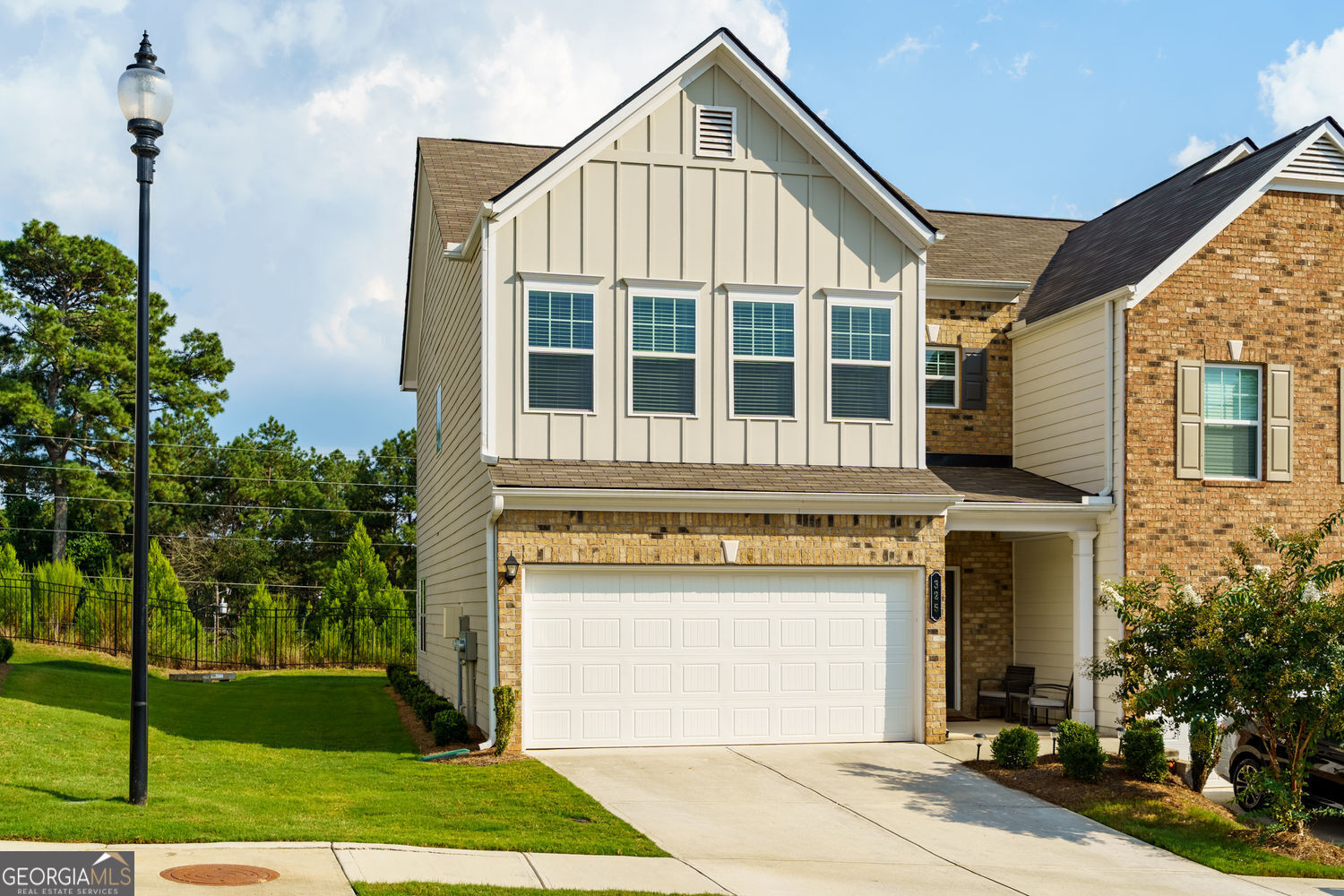 325 Braswell CT