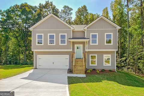 A home in Newnan