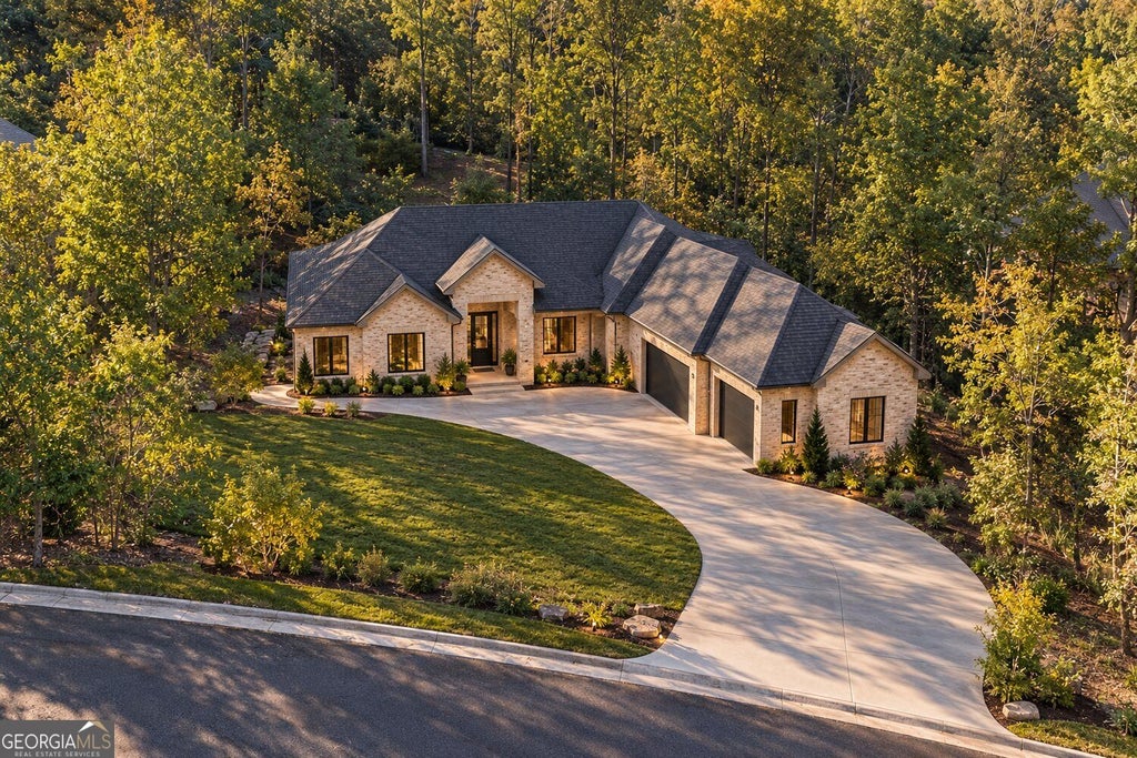 Photo of 4986 Kanawha Bluffs, Stone Mountain, GA 30087 (MLS # 10879492)