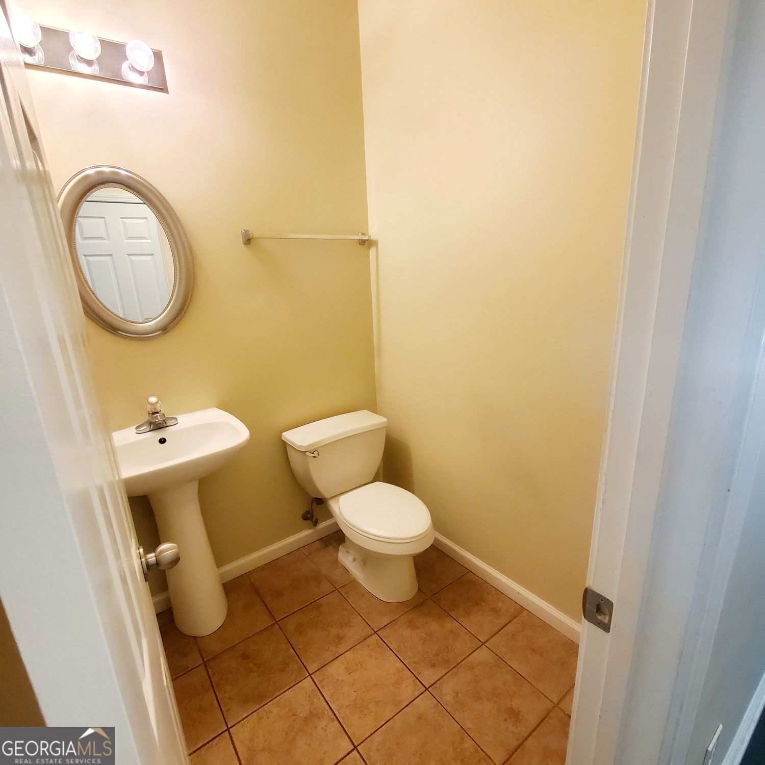 Buford, Georgia 30519, United States, 4 Bedrooms Bedrooms, ,3 BathroomsBathrooms,Residential,Active,188599