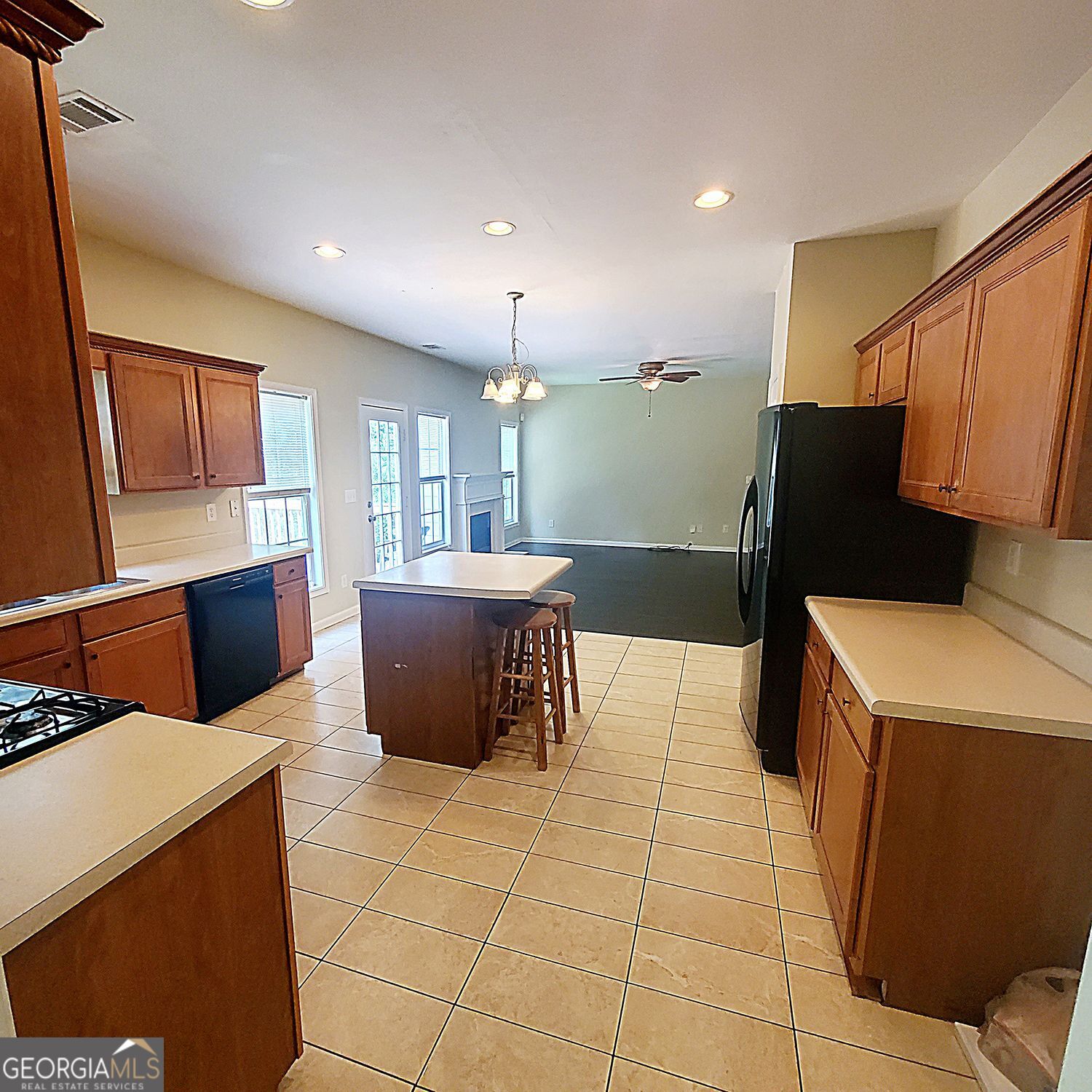 Buford, Georgia 30519, United States, 4 Bedrooms Bedrooms, ,3 BathroomsBathrooms,Residential,Active,188599