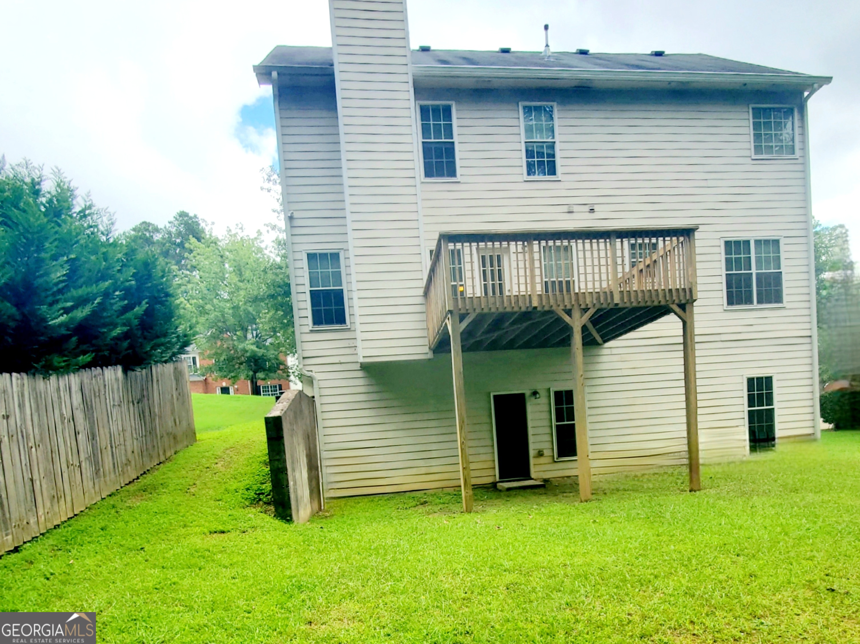 Buford, Georgia 30519, United States, 4 Bedrooms Bedrooms, ,3 BathroomsBathrooms,Residential,Active,188599