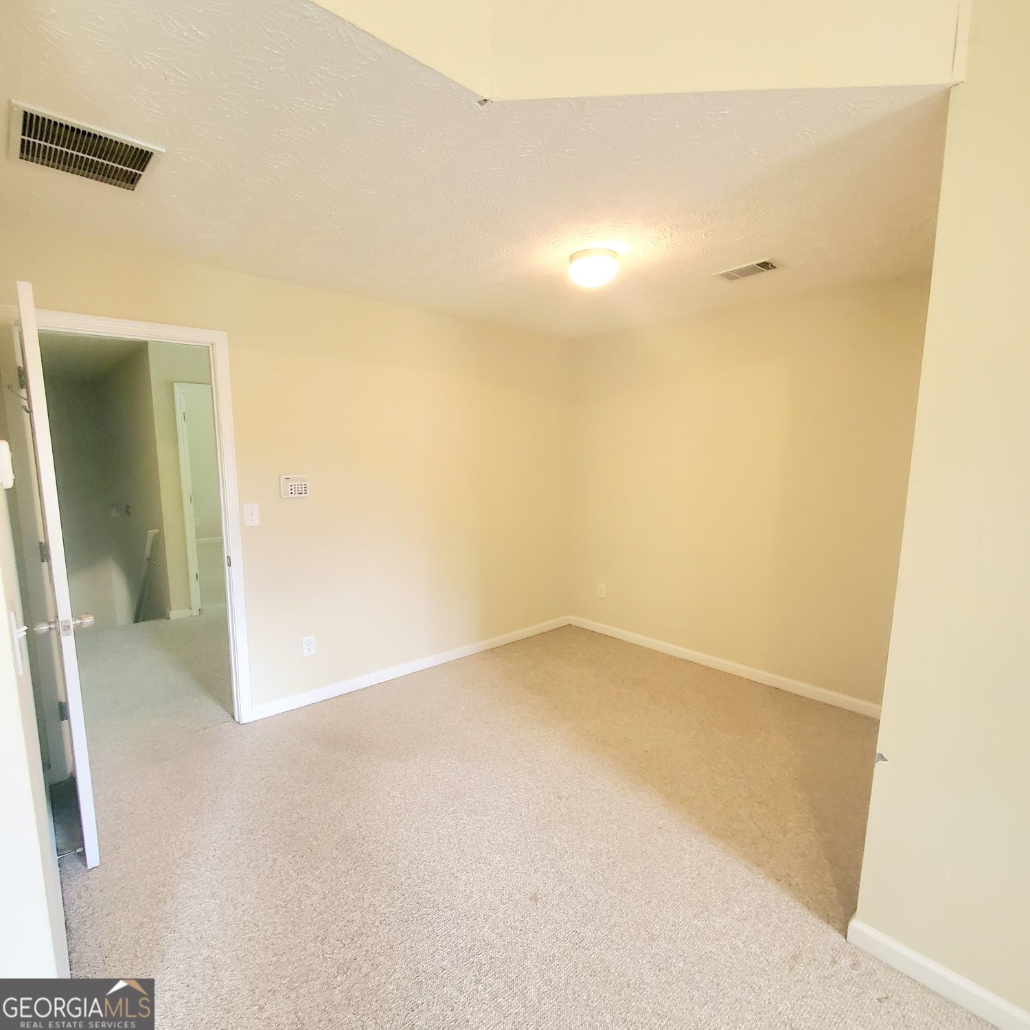 Buford, Georgia 30519, United States, 4 Bedrooms Bedrooms, ,3 BathroomsBathrooms,Residential,Active,188599