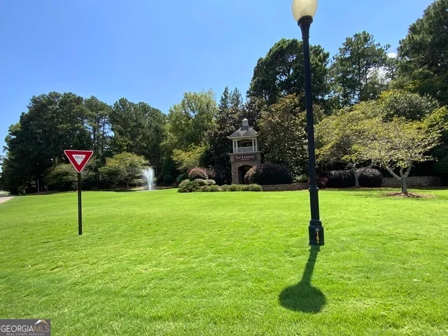 1050 Anchor Bay Circle