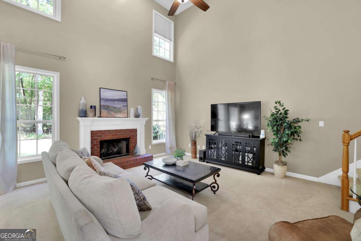 3210 Golden Spring DR