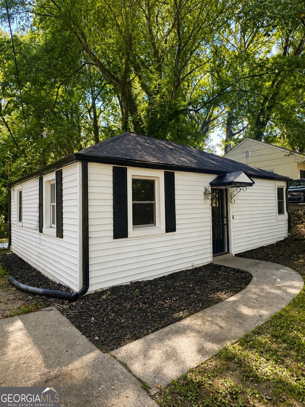 Photo of 1342 Graymont Drive SW, Atlanta, GA 30310 (MLS # 10833601)