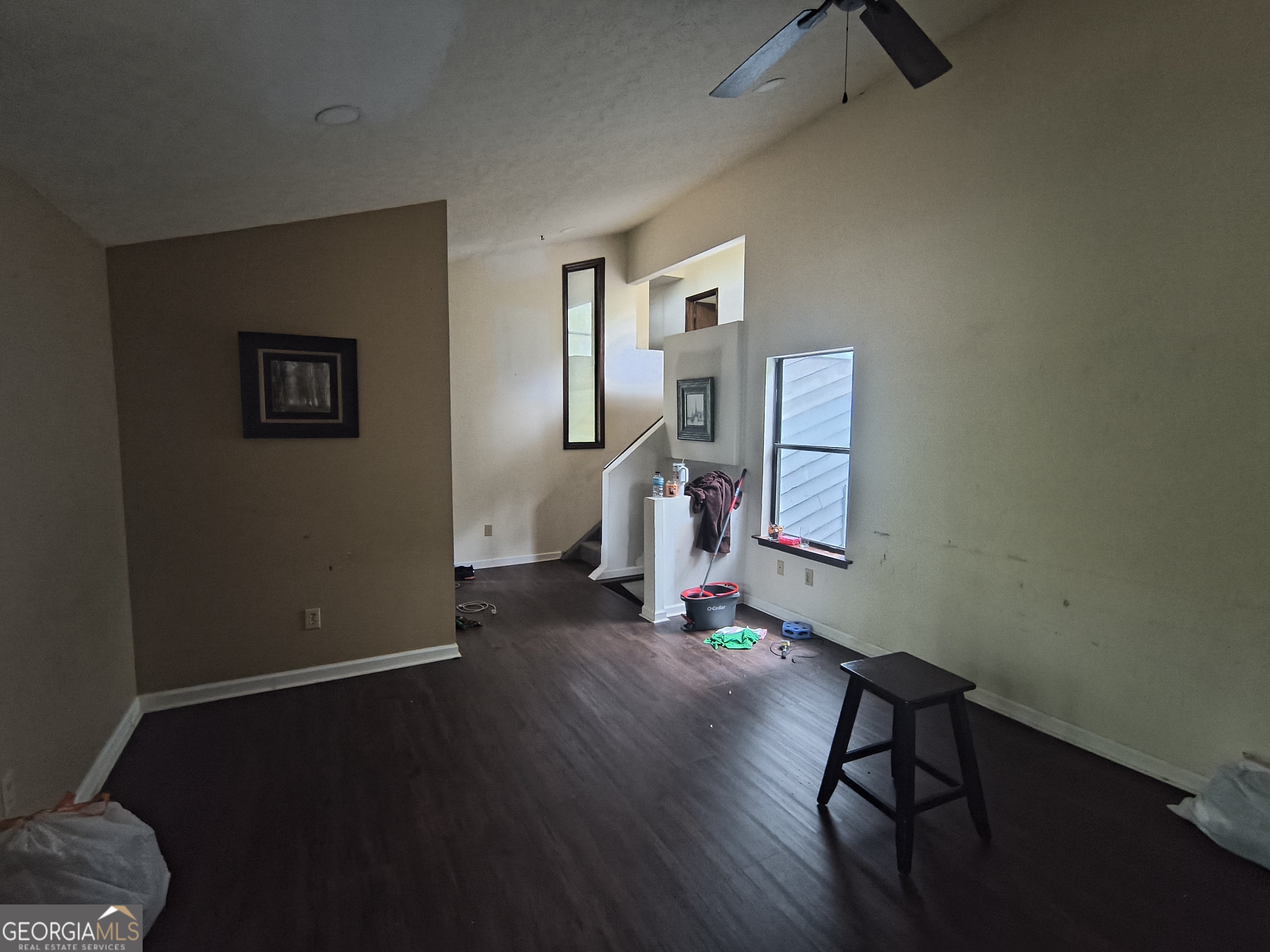 6717 Live Oak LN