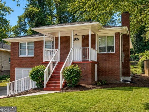 Photo of 165 Holly Road NW, Atlanta, GA 30314 (MLS # 10824129)