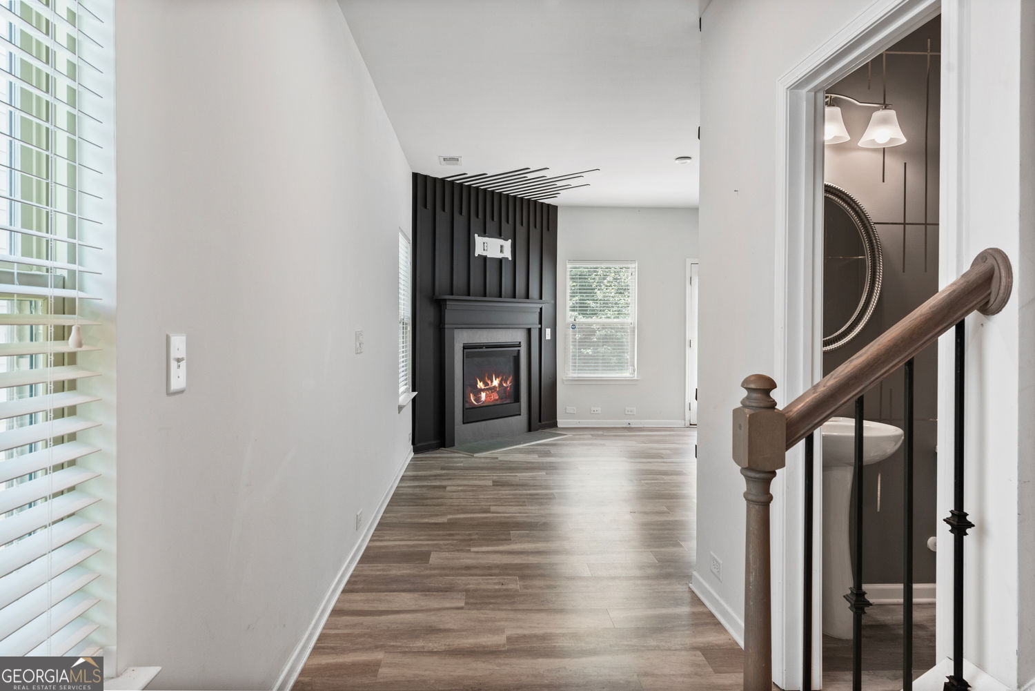 3948 Lake Manor WAY