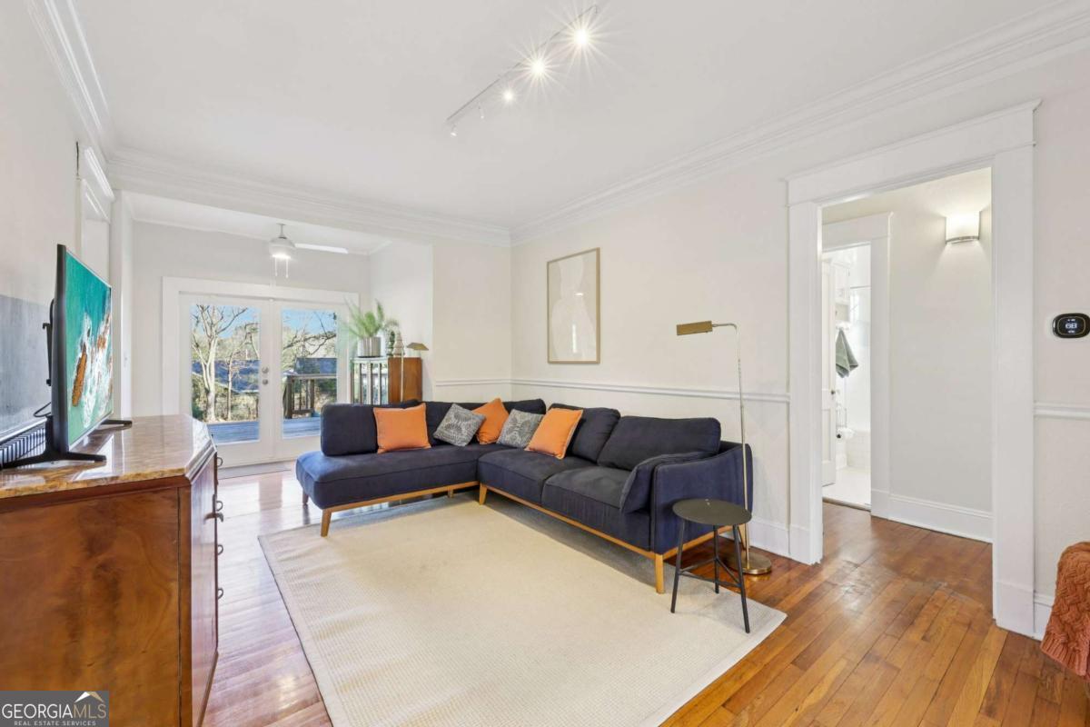 1470 Hartford AVE SW