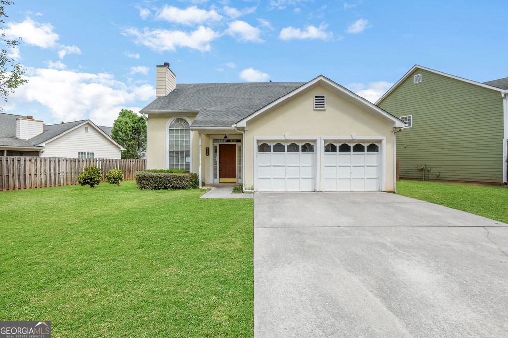 Photo of 3062 Vineyard Way SE, Smyrna, GA 30082 (MLS # 10724766)